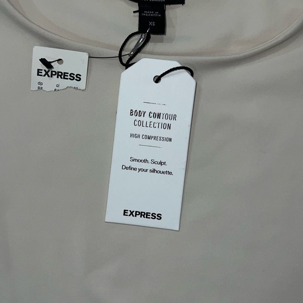Express Cream Fitted Tank Top - Picture 2 of 5